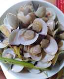 Nghêu hấp sả chanh