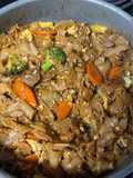 ผัดซีอิ๊วหมูหมัก