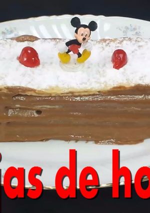 Foto principal de Milhojas de hojaldre con mousse de chocolate