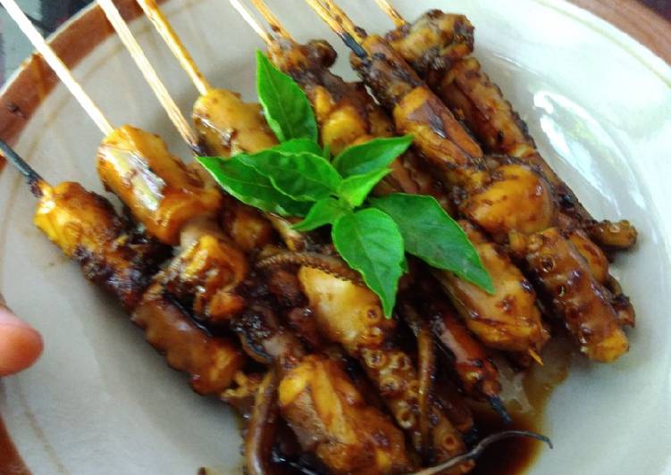 Sate gurita bakar