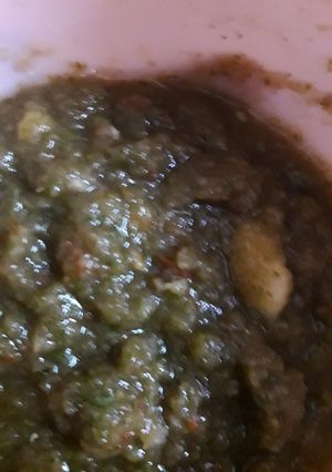 A picture of Dhaniya ke chutney.