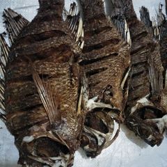 A picture of Fried fish.