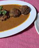 Spinach kofta curry