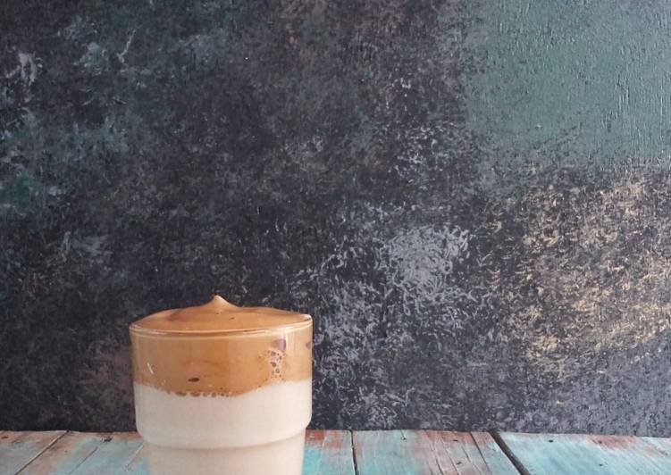 Dalgona coffee ๐ฅ☕