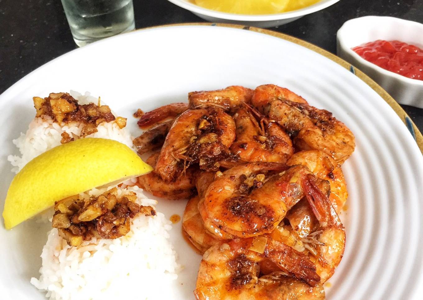 1. Hawaiian Garlic Shrimp