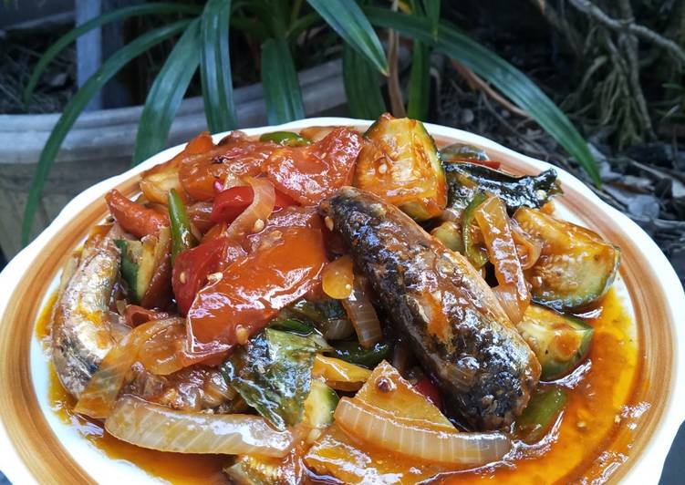 Tumis terong ikan sarden