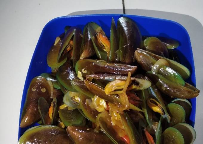 Kerang ijo saos tiram pedas