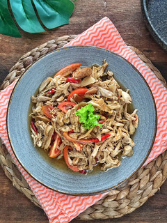 Foto resep Tumis Ayam Suwir, Bumbu Iris, Simple dan Enakk
