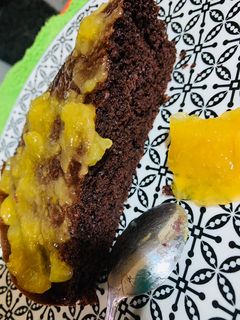 Una foto de Bizcocho de chocolate estilo brownie🍫🍫🍫