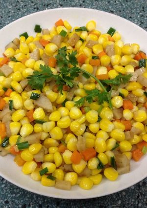 Hình của món Bắp (Ngô) xào chay.