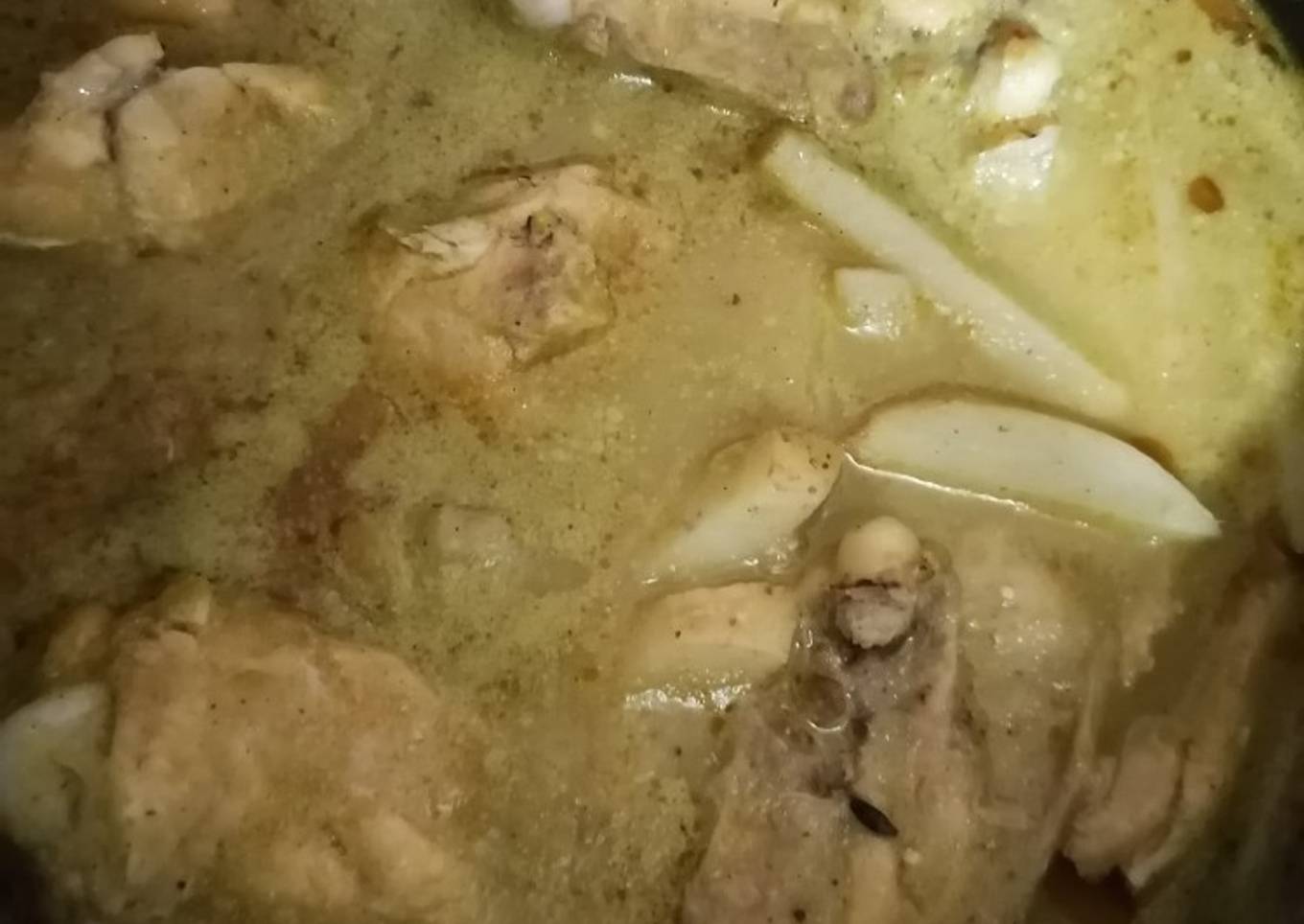 🐔 Pollo con papas 🥔 en 🌶 chilito verde