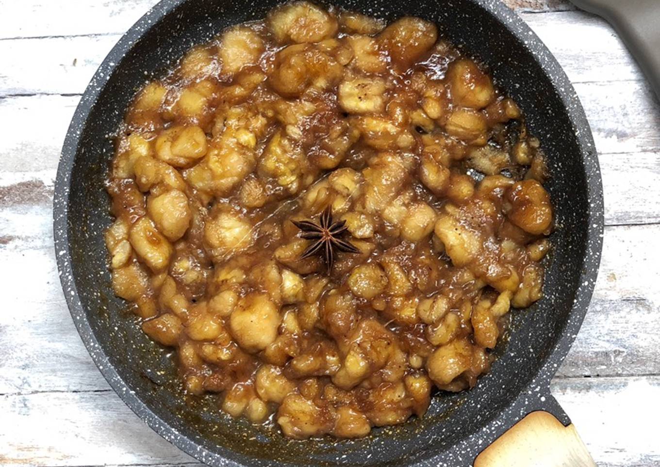 Caramelized banana with apple juice / pisang karamel apel (menu GERD)