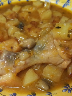 Una foto de Pollo con verduras y un toque de miel