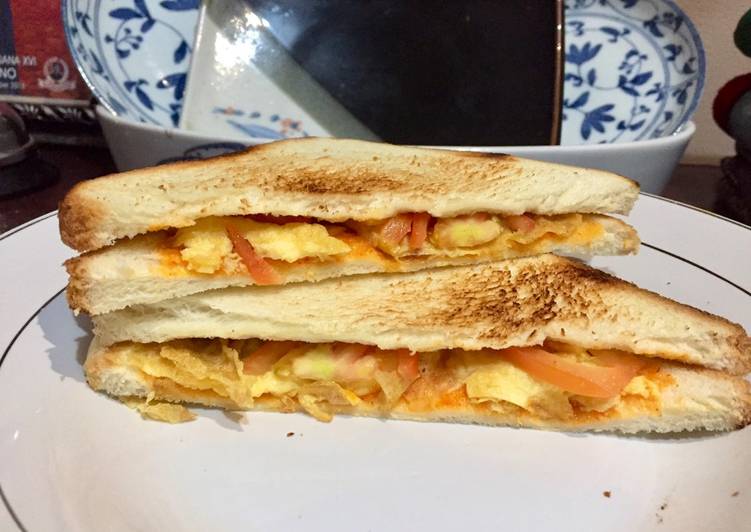 Resep Sandwich Telur Dadar oleh Mama Caca - Cookpad