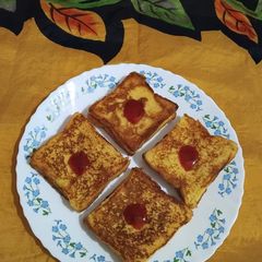 A picture of Bread Egg Toast.