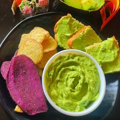 A picture of Avocado cheese dip.