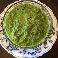 A picture of California Farm Fresh Parsley Steak Dressing.