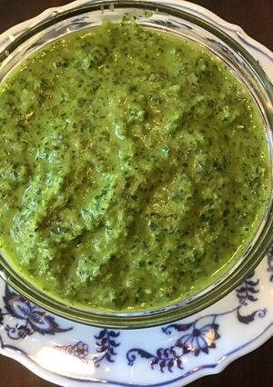 A picture of California Farm Fresh Parsley Steak Dressing.