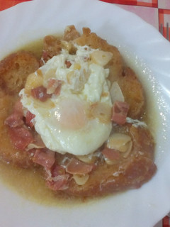 Una foto de Sopa de ajo