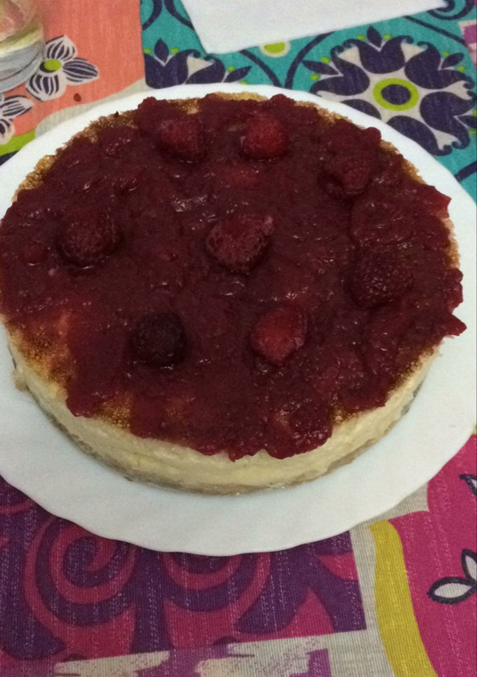 Una foto de Pay de queso con frambuesa