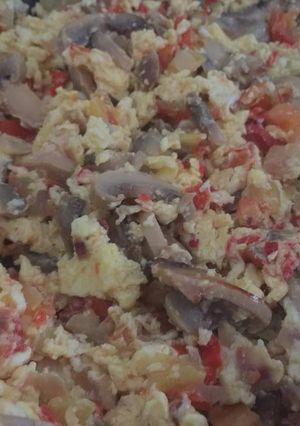 A picture of Mushroom Egg Sauce.