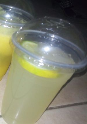 A picture of Lemonade.
