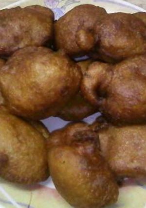 A picture of Banana fritters.