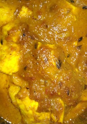 A picture of Paneer masala.
