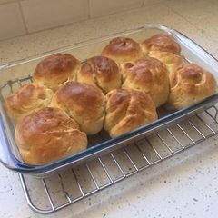 Dinner rolls in under 30min A picture of Dinner rolls in under 30min.