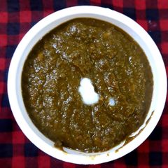 A picture of Sarso ka Saag.