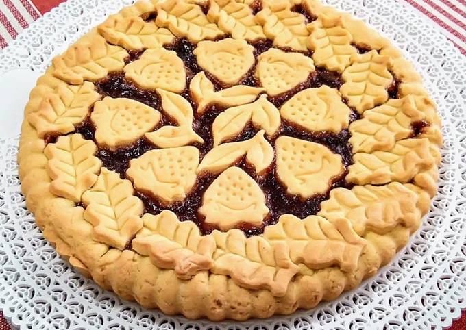 Crostata con marmellata di fragole