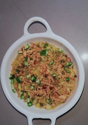 नमकीन मसाला पोहा (Namkeen Masala poha recipe in hindi) रेसिपी मुख्य फोटो