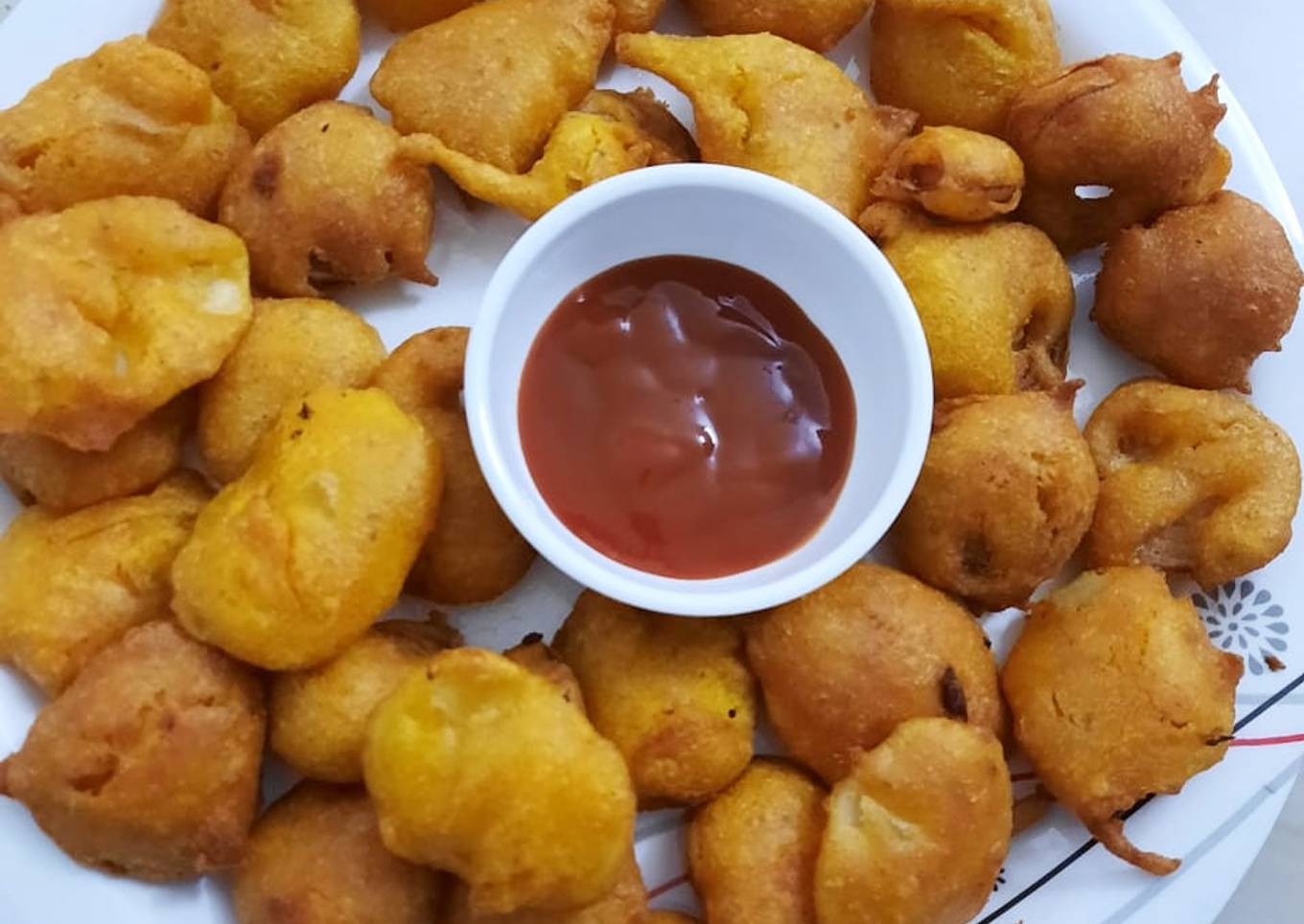 Monsoon snack mix bhajis