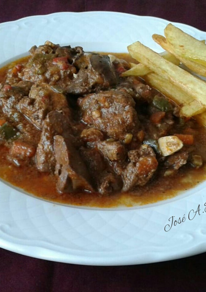 Una foto de Hígados de pollo.Receta personal José A. Pena