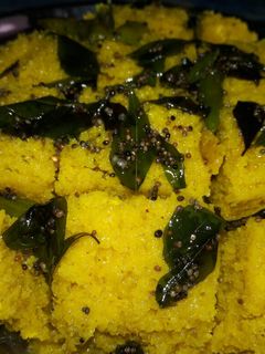 बेसन ढोकला (Besan dhokla recipe in hindi) रेसिपी मुख्य फोटो