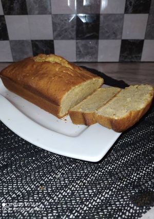 A picture of Madeira cake.