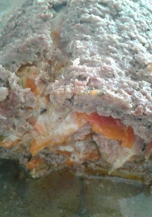 Una foto de Arrollado de carne picada relleno con verduras