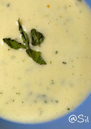 Foto principal de 17. 🍵Sopa griega fría de pepino, yogur y menta🥒