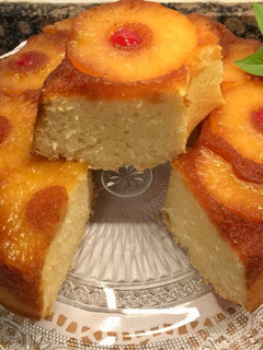 Foto principal de Pastel invertido de piña y coco