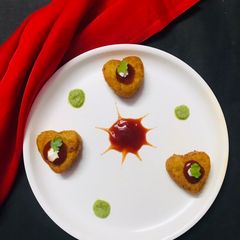 A picture of Cheesy Potato Hearts.