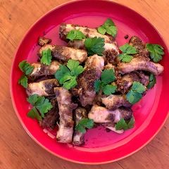 A picture of Salt and pepper spare ribs.