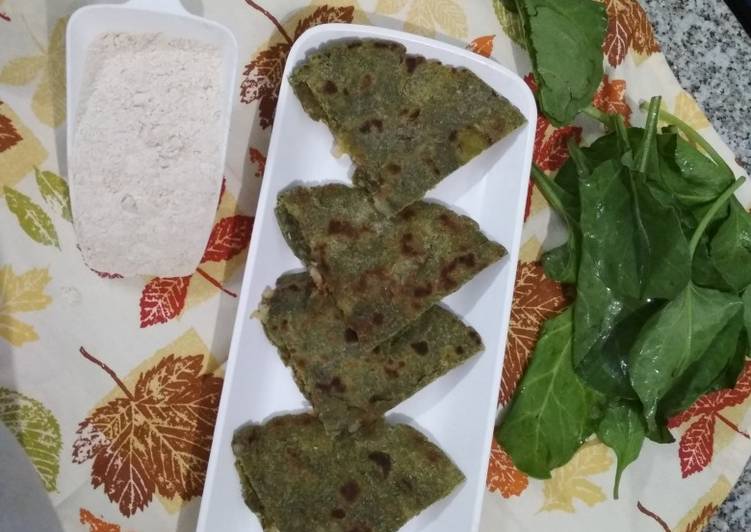 Recipe of Any-night-of-the-week Stuffed Palak Parathe