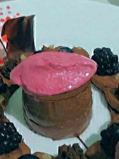 Una foto de Helado artesanal de frambuesa