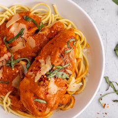 A picture of Tomato Basil Chicken.