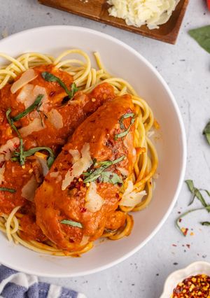 A picture of Tomato Basil Chicken.