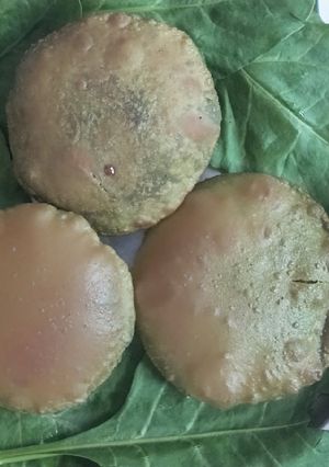 A picture of Masala Palak Luchai(Jain Food).