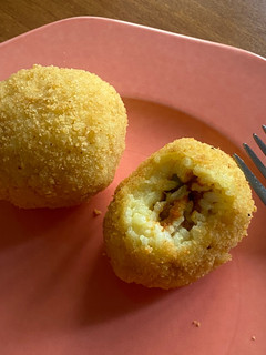 Una foto de Arancine