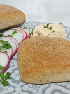 Gluténmentes kenyérke négyzetek recept fotója