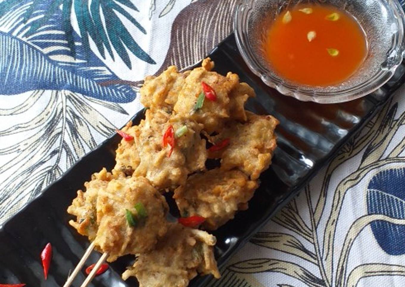 310. Sate Uyen (Keladi Goreng) Khas Pontianak