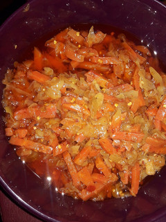 A picture of Carrot and cabbage salad.